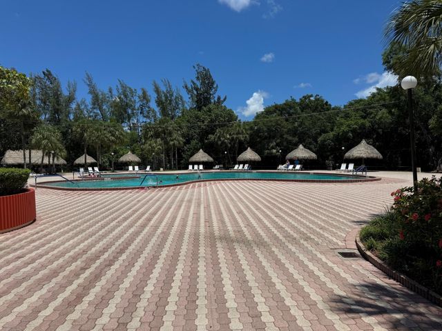 3180 HOLIDAY SPRINGS Boulevard 5-309, Coral Springs, FL 33063