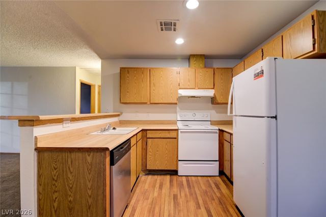 4201 Terrestrial Lane 223, Las Vegas, NV 89115