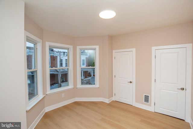 576 E HERMAN ST, Philadelphia, PA 19144