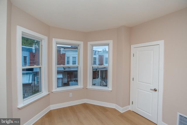 576 E HERMAN ST, Philadelphia, PA 19144