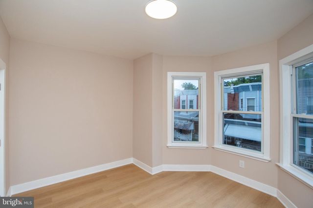 576 E HERMAN ST, Philadelphia, PA 19144