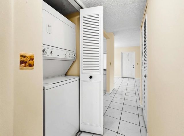 708 Sunny Pine Way A1, Greenacres, FL 33415