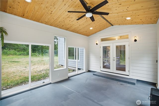 8705 72nd Avenue E, Puyallup, WA 98371