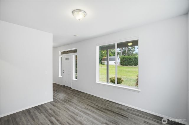 8705 72nd Avenue E, Puyallup, WA 98371