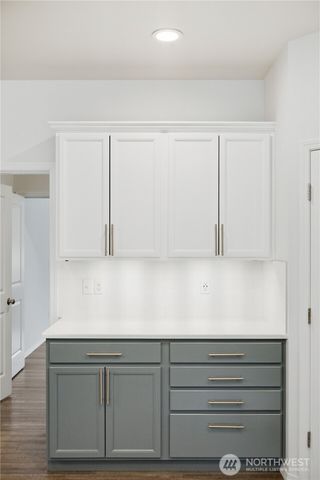 8705 72nd Avenue E, Puyallup, WA 98371