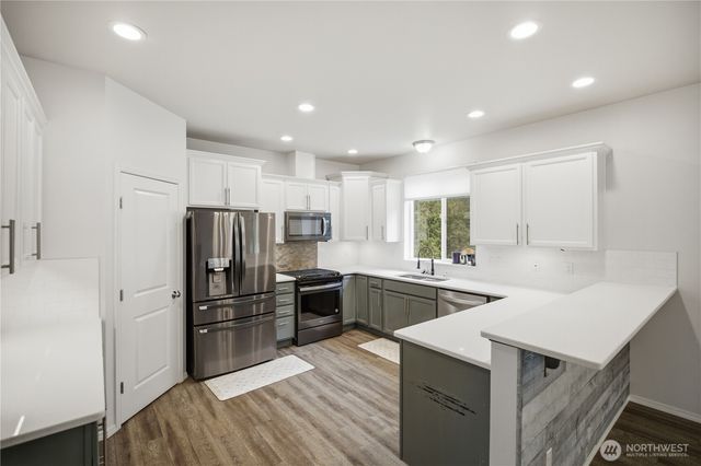 8705 72nd Avenue E, Puyallup, WA 98371