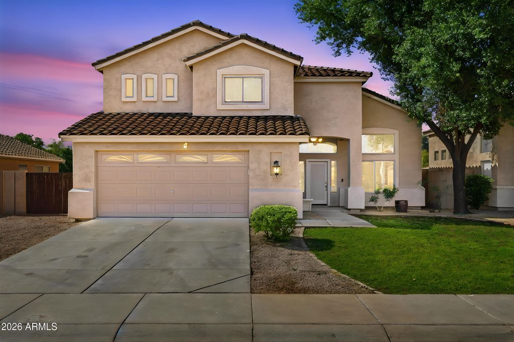 223 W RAVEN Drive, Chandler, AZ 85286
