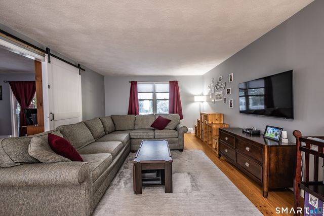 10 Wexford Lane, Cromwell, CT 06416