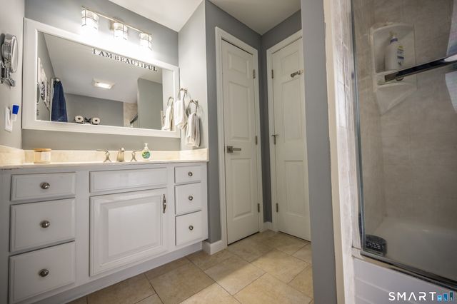 10 Wexford Lane, Cromwell, CT 06416