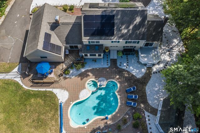10 Wexford Lane, Cromwell, CT 06416