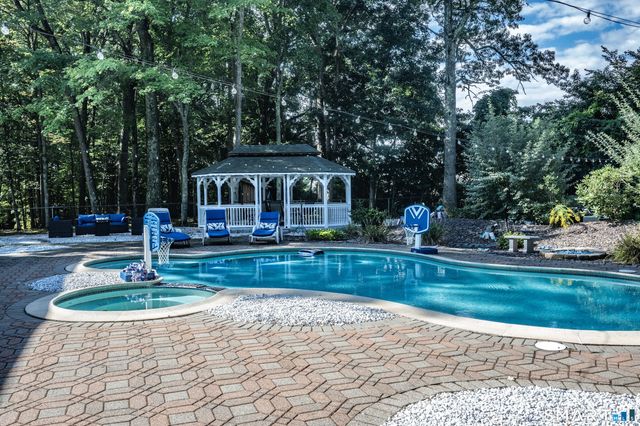 10 Wexford Lane, Cromwell, CT 06416