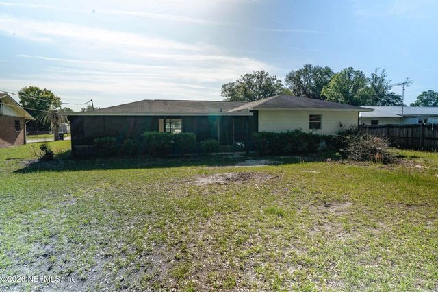 190 MANGO Drive, Palatka, FL 32177