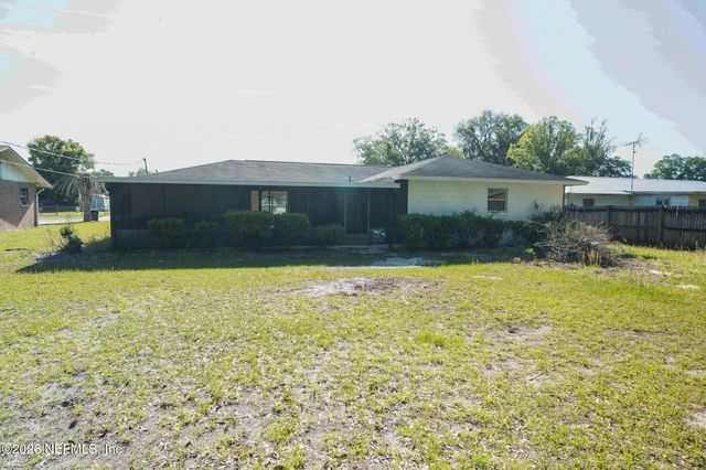 190 MANGO Drive, Palatka, FL 32177