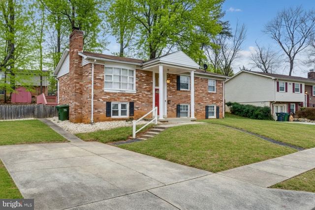 13636 GREENWOOD DR, Woodbridge, VA 22193