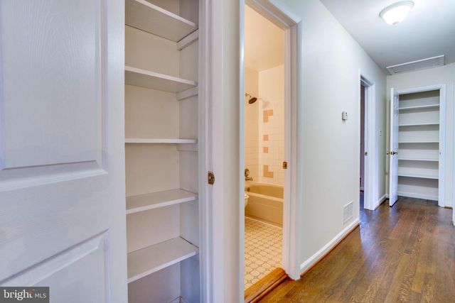 13636 GREENWOOD DR, Woodbridge, VA 22193