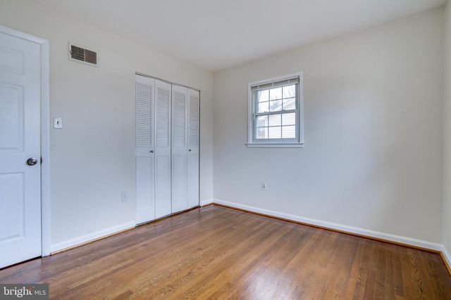 13636 GREENWOOD DR, Woodbridge, VA 22193