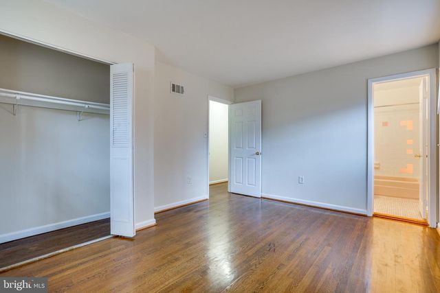 13636 GREENWOOD DR, Woodbridge, VA 22193