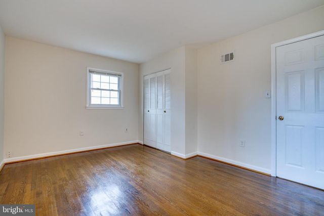 13636 GREENWOOD DR, Woodbridge, VA 22193