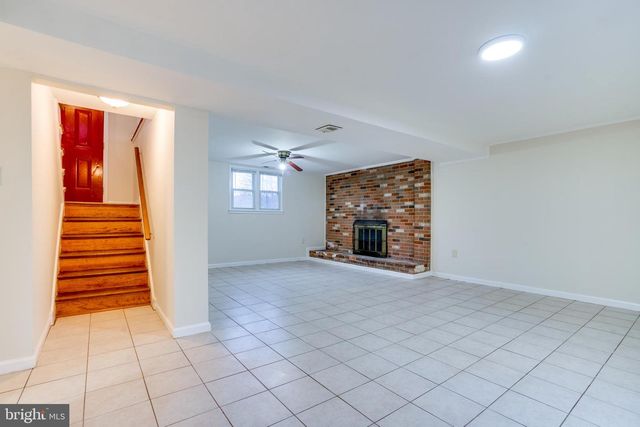 13636 GREENWOOD DR, Woodbridge, VA 22193