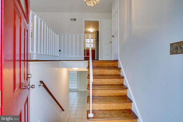 13636 GREENWOOD DR, Woodbridge, VA 22193