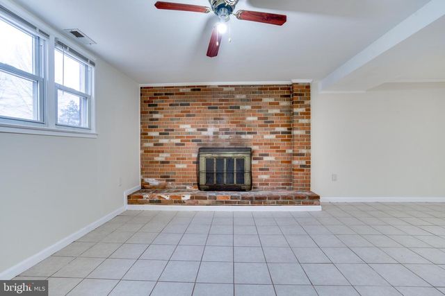 13636 GREENWOOD DR, Woodbridge, VA 22193