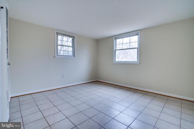 13636 GREENWOOD DR, Woodbridge, VA 22193