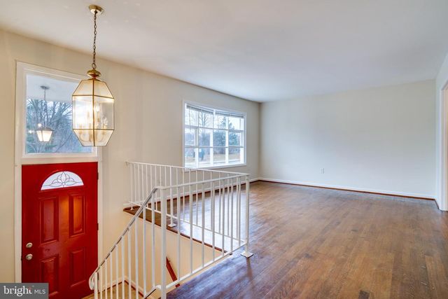 13636 GREENWOOD DR, Woodbridge, VA 22193