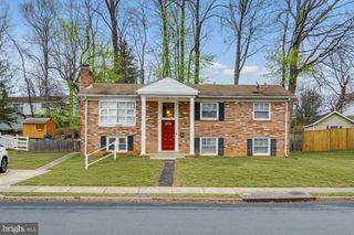 13636 GREENWOOD DR, Woodbridge, VA 22193