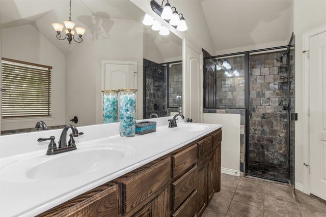 132 Nicole Lane, Weatherford, TX 76087