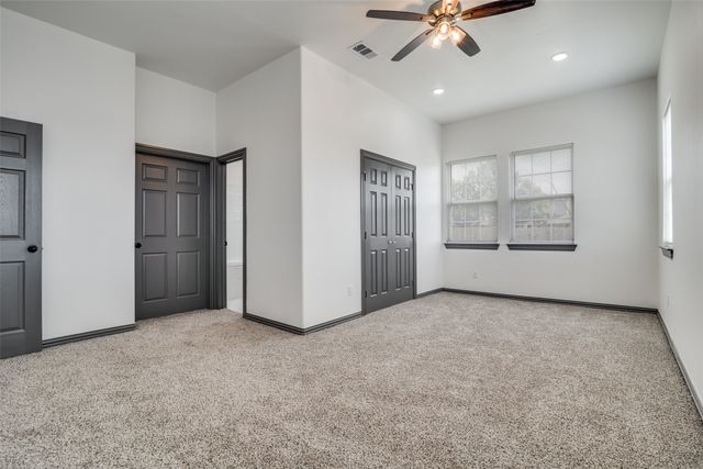 705 Lakeland Drive, West Tawakoni, TX 75474