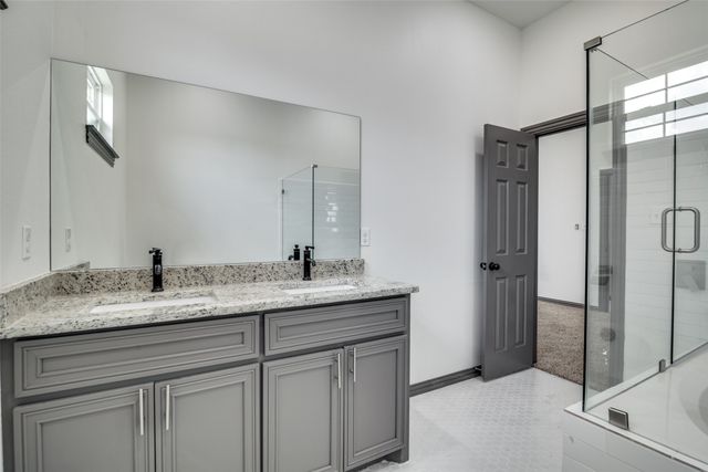 705 Lakeland Drive, West Tawakoni, TX 75474