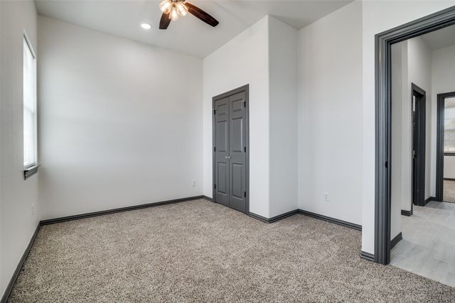 705 Lakeland Drive, West Tawakoni, TX 75474