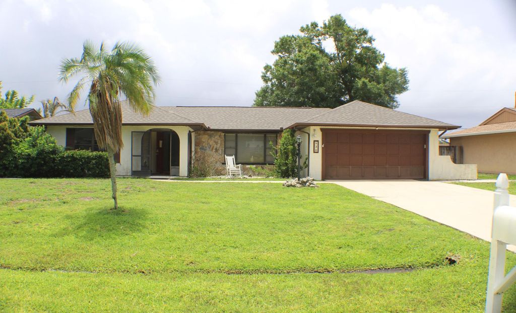 830 SE Evergreen Terrace, Port St. Lucie, Port St Lucie, FL 34983