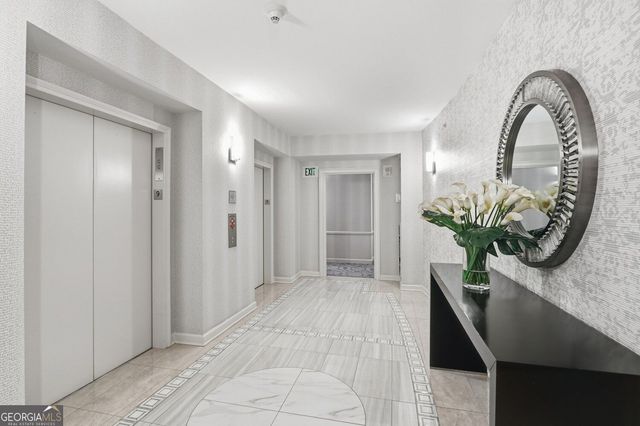 3475 Oak Valley Road NE 950, Atlanta, GA 30326