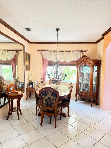 18687 Sea Turtle Lane, Boca Raton, FL 33498
