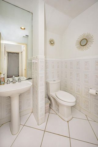18687 Sea Turtle Lane, Boca Raton, FL 33498