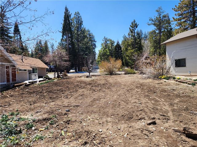 627 Cienega Road, Big Bear Lake, CA 92315