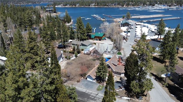 627 Cienega Road, Big Bear Lake, CA 92315