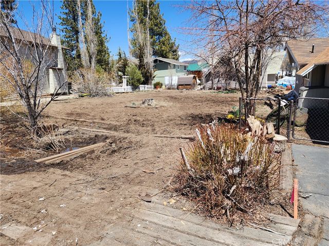 627 Cienega Road, Big Bear Lake, CA 92315