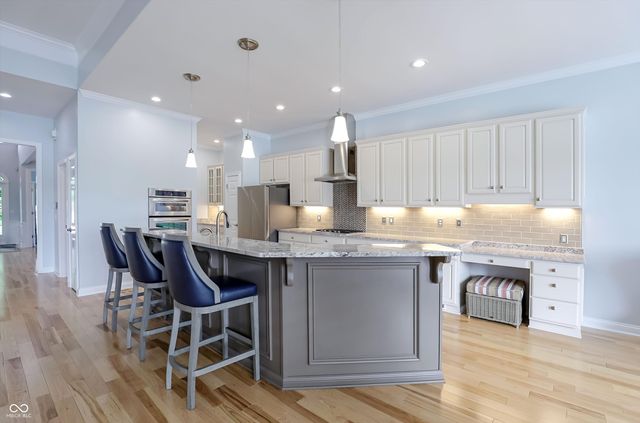 8079 Heyward Drive, Indianapolis, IN 46250