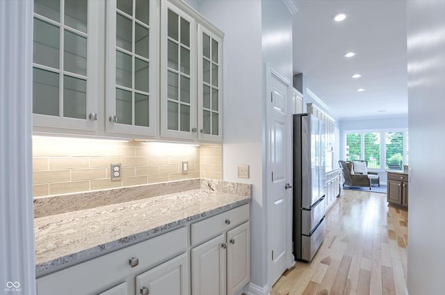 8079 Heyward Drive, Indianapolis, IN 46250