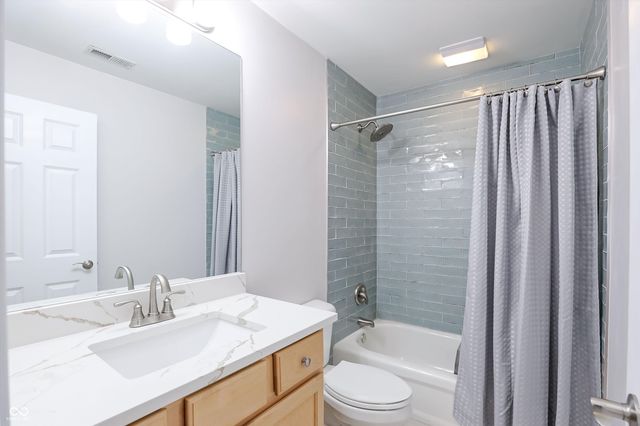 8079 Heyward Drive, Indianapolis, IN 46250