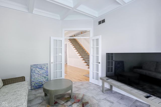 8079 Heyward Drive, Indianapolis, IN 46250