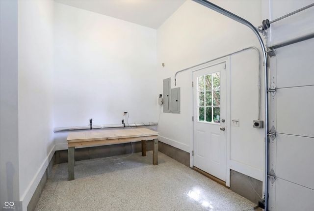 8079 Heyward Drive, Indianapolis, IN 46250