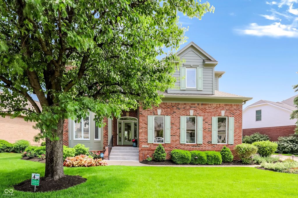 8079 Heyward Drive, Indianapolis, IN 46250