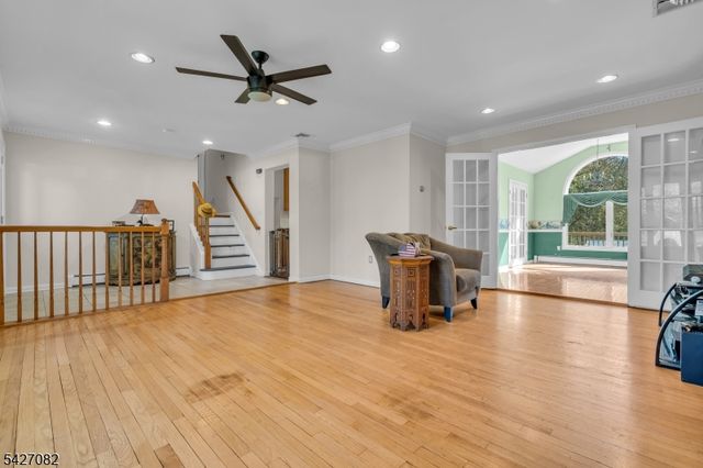42 Crest Dr, Bernards Twp., NJ 07920