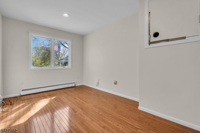 42 Crest Dr, Bernards Twp., NJ 07920