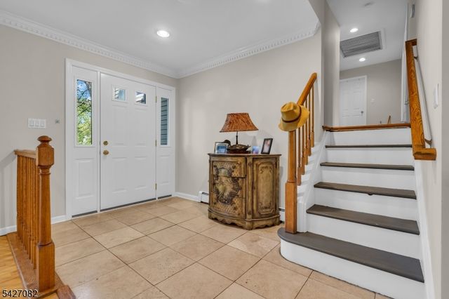 42 Crest Dr, Bernards Twp., NJ 07920