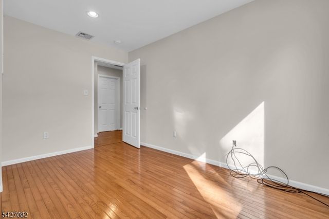 42 Crest Dr, Bernards Twp., NJ 07920
