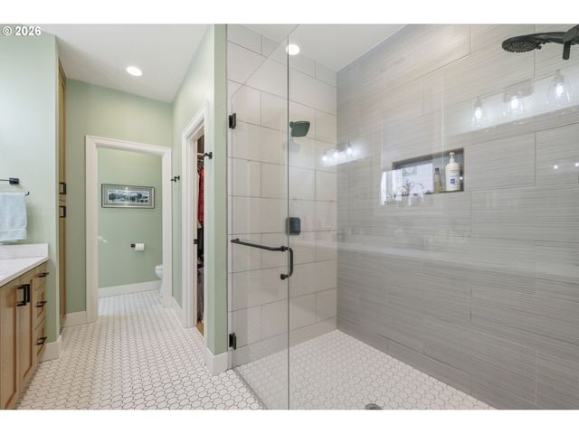3497 QUAIL MEADOW Way, Eugene, OR 97408